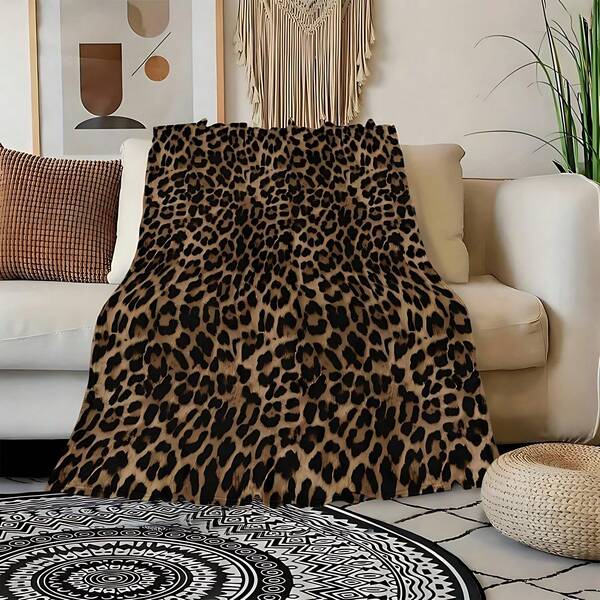 Chic Cheetah Print Throw Blanket | Animal Spot Pattern Flannel, Soft & Cozy, Modern Sofa Accent | For Living Room, Couch, Home Decor | Statement Piece, Machine Washable
