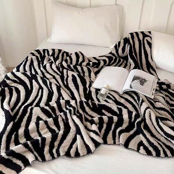 1 PC Fluffy Fleece Throw Blanket Couch, Soft Cozy Black And White Zebra Blankets Fuzzy Thick Twin Blanket Women, All Seasons (50x70 Inch) Sizes 30x40 To 60x80.